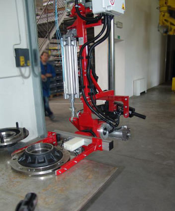 Pneumatischer Manipulator - FAMATEC - zum Entladen / für mechanische Bauteile / zum Laden