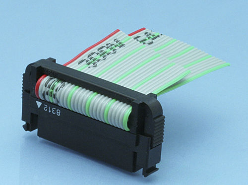Kabel-Leiterplatten-Steckverbinder - 8822 series - KEL CORPORATION - flach / mit Verriegelung / Steckkarte