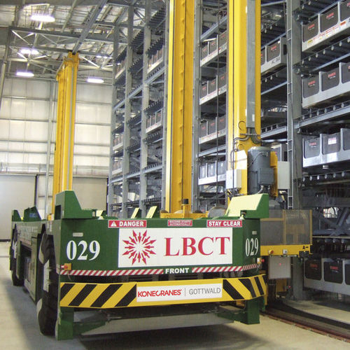FTS für Containerumschlag - AGV - Konecranes - Transfer / Transport / batteriebetrieben