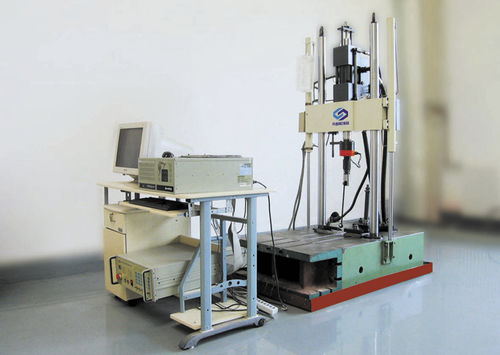 Dauerprüfmaschine - Sinotest Equipment Co.,Ltd - Stoßdämpfer / hydraulisch