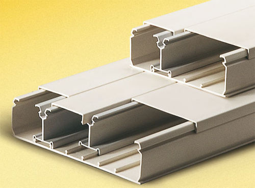 Kabelkanal - 2 m | LINEADIN LDCAB Series - CANALPLAST - PVC / modular / selbstverlöschend
