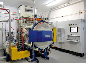 Chargenreaktor - Graphmaster - SECO/WARWICK - Prozess / bodenstehend