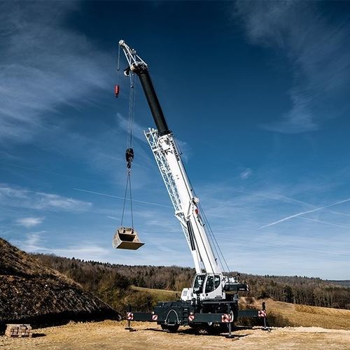 Kran für schwierige Gelände - LRT 1100-2.1 - Liebherr Cranes - mobil / zusammenklappbar / für Hubanwendungen