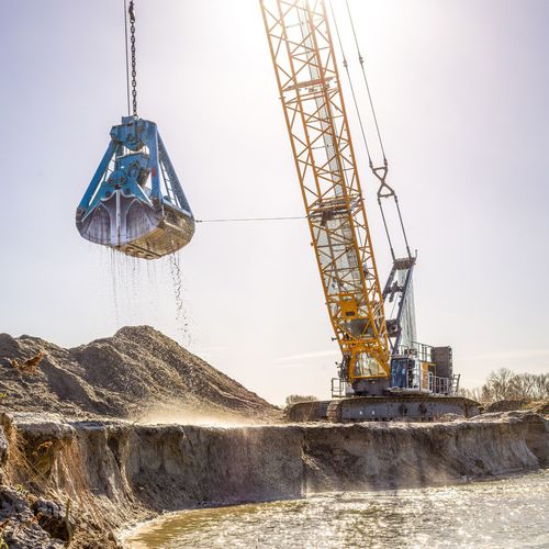 Kran für Hochleistungsanwendungen - HS 8200 - Liebherr Cranes - auf Raupen / Ausleger / Gitter