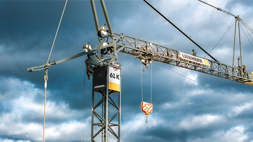 Festinstallierter Kran - 61 K - Liebherr Cranes - Turm / für Hubanwendungen / Transport