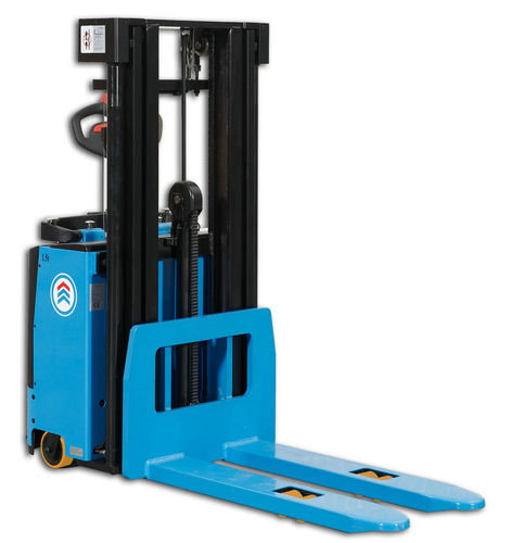 Elektrischer Stapler - E-15FH  - Hanselifter - Stand / Paletten / Transport