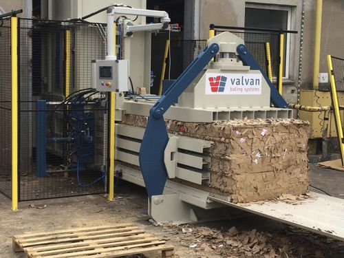 Ballenpresse für Karton - CL - Valvan Baling Systems NV - für Papier / für Kunststoff / für Müll
