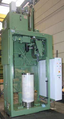 Hydraulische Presse - Valvan Baling Systems NV - Stanz / für Kanister / automatisch