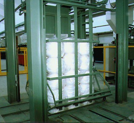 Ballenpresse für Kunststoff - Valvan Baling Systems NV - vertikal / mit oberer Öffnung / automatisch