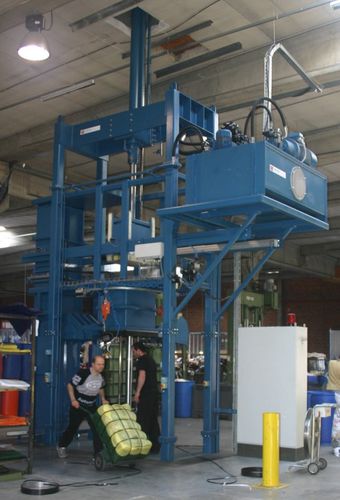 Ballenpresse für Textilien - NDG - Valvan Baling Systems NV - vertikal / mit Frontöffnung / Hochgeschwindigkeit