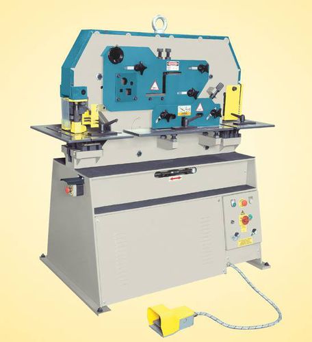 Halbautomatische Stanz- und Schermaschine - HKM60 - hebö Maschinenfabrik GmbH - hydraulisch / für Blech / Ausklink