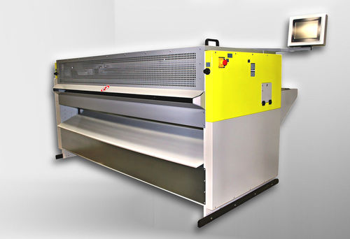 Wellkartonmaschine - ECOMATIC  - SOLARCO Machinery, s.r.o. - mit gleichmäßigen Schlitzen / halbautomatisch