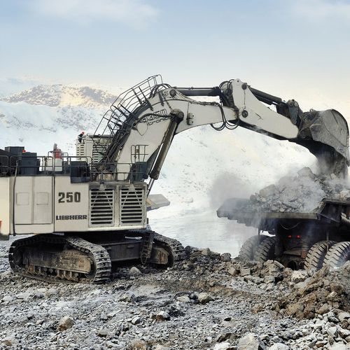 Großformatiger Bagger - R 9350  - Liebherr Excavators - auf Raupen / Tier 4 Interim / Tier 2