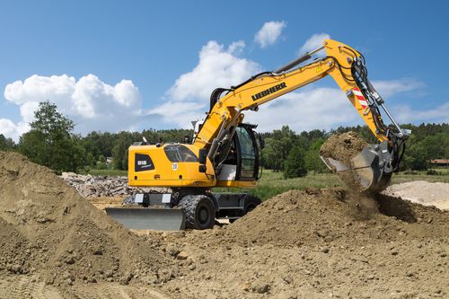 Mittelgroßer Bagger - A 918 - Liebherr Excavators - mit Gummireifen / Tier 4 Interim / für Baustellen