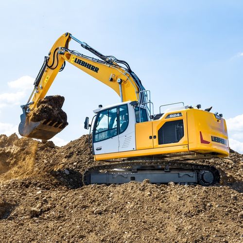 Mittelgroßer Bagger - R 924  - Liebherr Excavators - auf Raupen / Tier 3 / für Baustellen