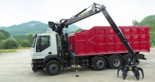 LKW-montierter Kran - W 150 S3 - BOB SISTEMI IDRAULICI SPA - zusammenklappbar / für Hubanwendungen / hydraulisch
