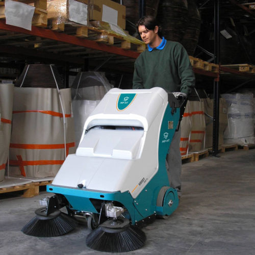 Handgeführte Kehrmaschine - MAX 73 series - MP-HT SRL - mit Batterie / für Außenbereich / für den Innenraum