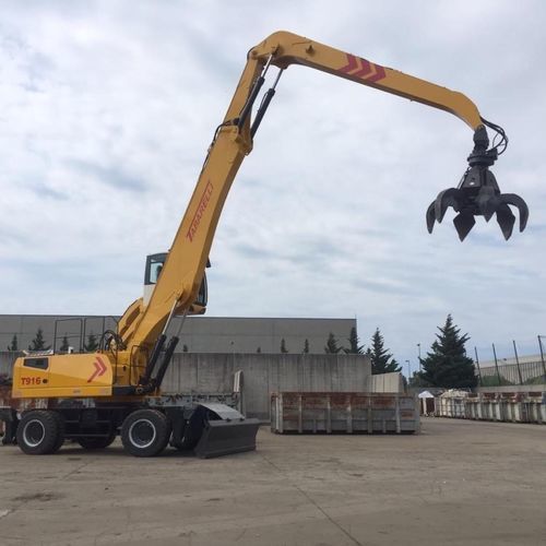 Umschlagbagger mit Gummireifen - T916 - OFFICINA MECCANICA F.LLI TABARELLI SPA - hydraulisch