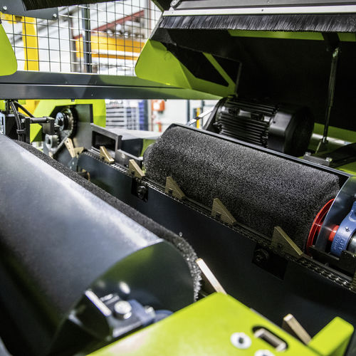 Bürsten-Entgratmaschine - SCD - Bewo Cutting Systems B.V. - für Rohre / automatisch