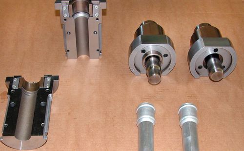 Formwerkzeug fütr Endstücke - Jörg Neu GmbH Maschinenbau u. Handel