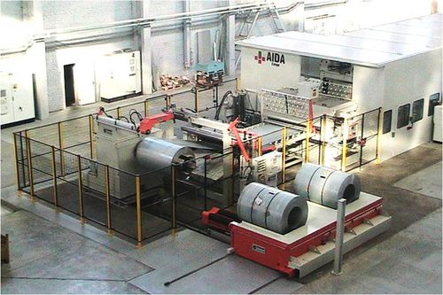 Bandzuführanlage für die Automobilindustrie - CISAM IMPIANTI s.r.l. Press Feeding Equipment - mit Justiereinrichtung