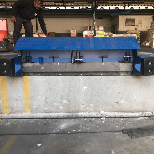 Hydraulische Überladebrücke - Armo s.p.a. - automatisch