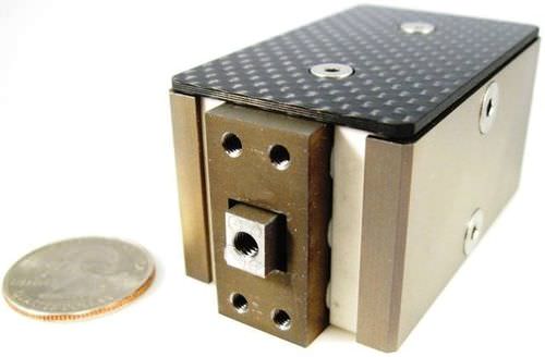 Linearer Piezomotor - 10 mm, 151 N | SQ-150 Series - DSM
