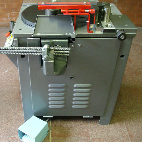 Elektrische Biegemaschine - TP 30/32 - Oscam - Betonstahl / Schneid / Scherschneiden