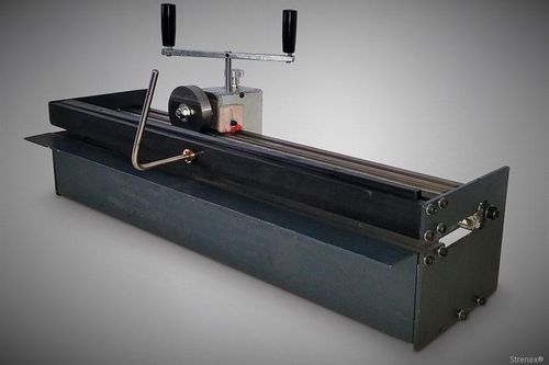 Montagemaschine für die Verbindung von Förderbändern - Roller Lacer - Strenex