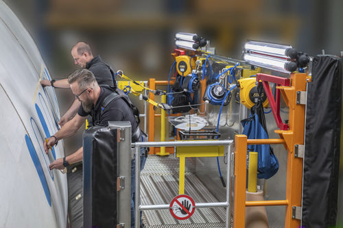 Festinstallierte Hubarbeitsbühne - CTI Systems S.à r.l. - für die Luftfahrt