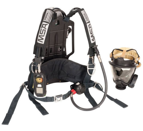 Helm mit Atemluftzufuhr - FireHawk® M7XT  - Mine Safety Appliances Company