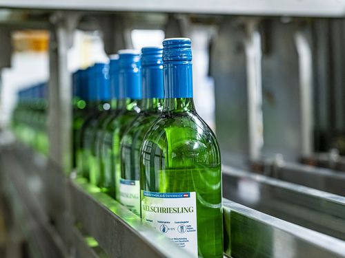 Automatisches Etikettiersystem - AUTEFA SOLUTIONS - für Flaschen / für die Getränkeindustrie