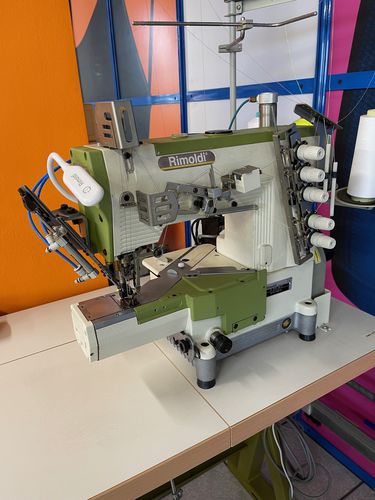 Overlock-Nähmaschine / Zylinderarm - CF 2701-S-32 - RIMOLDI - Overlockstich / Zweinadel / Dreinadel
