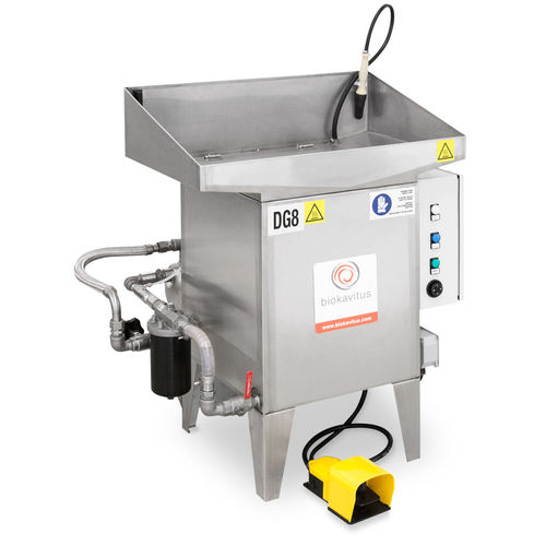 Wasser-Waschanlage - DG8 series - BIOKAVITUS SRL - Lösungsmittel / manuell / Industrie