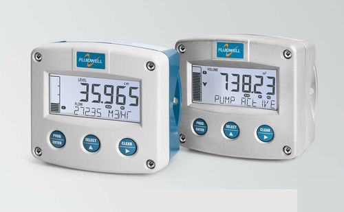 Durchflussmesser-Pumpensteuerung - F175 - Fluidwell bv - Füllstands- und Durchsatzmesser / mit integriertem Alarm / zur Pumpenverwaltung