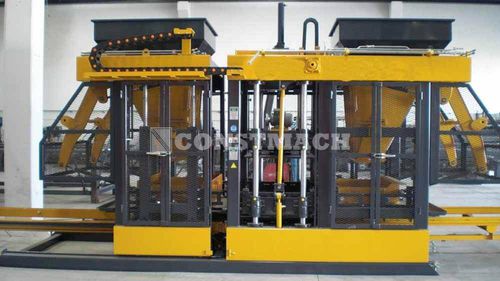 Block Maschine / Beton - BS-25 - CONSTMACH Concrete Plants & Crushers - automatisch / mobil