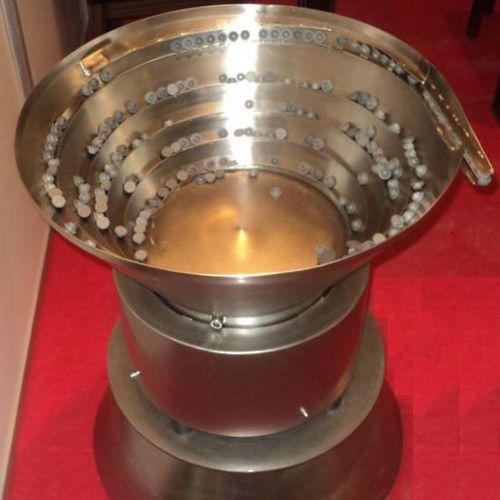 Automatische Sortieranlage - Filomak Makina San. ve Tic. Ltd. Sti. - für Stopfen / Rotation