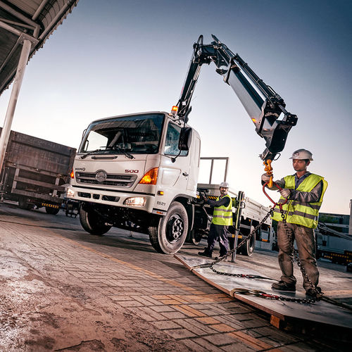 LKW-montierter Kran - X-CLX 1x8 series - Hiab - Gelenkausleger / für Baustelle / für Materialumschlag