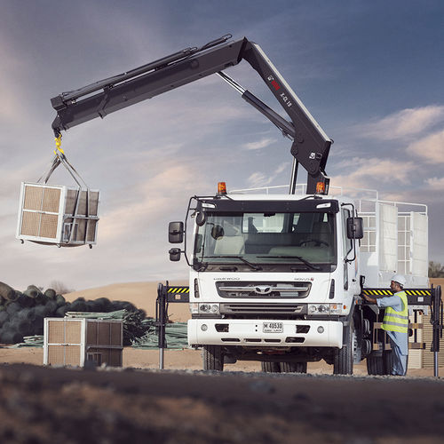 LKW-montierter Kran - X-CL 1x series - Hiab - Ausleger / zusammenklappbar / für Gebäudefassaden