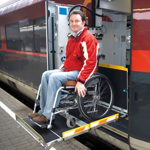 Standard-Ladebordwand - MBB TRAINLIFT - Palfinger - für Rollstühle / Fahrzeug / halbautomatisch