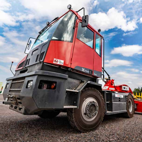 Dieselschlepper - TT618i - Kalmar - 4 Räder / Sitz / Industrie