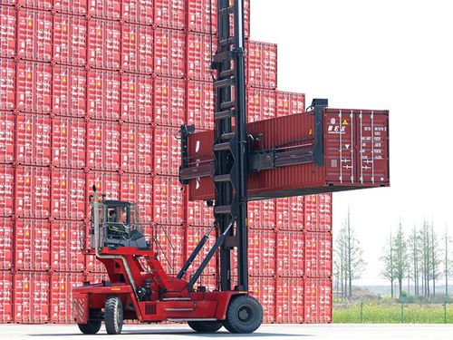 Gabelstapler mit Verbrennungsmotor - 8 000 - 9 000 kg | DCT80–90  - Kalmar - Sitz / den Leercontainerumschlag / für Materialumschlag