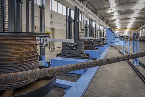 Richt- und Abschneidemaschine / für Draht - HEXA - A.W.M. S.p.A. Automatic Wire Machines - automatisch