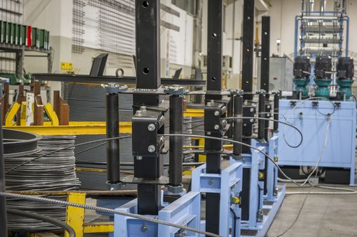 Produktionsstätte für das Bauwesen - GIRDERFLEX - A.W.M. S.p.A. Automatic Wire Machines - für Träger