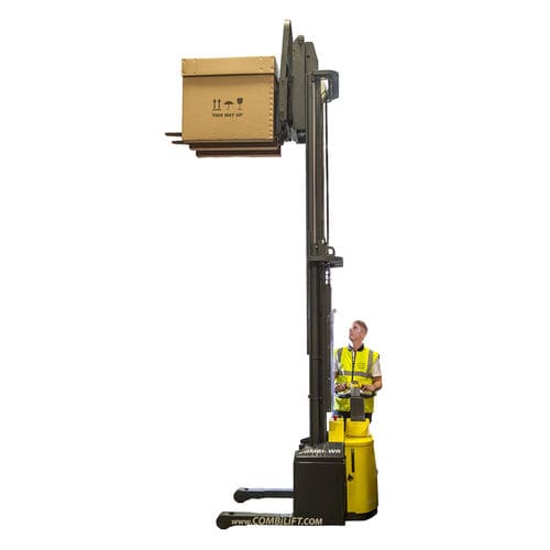 Elektrischer Schubmaststapler - Combi-WR - Aisle-Master - Begleiter / für Materialumschlag / für enge Durchgänge