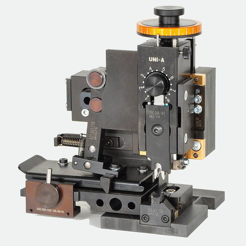Crimpwerkzeug für Draht - UNI-A 700 - Hanke Crimp-Technik GmbH - manuell / pneumatisch / seitlich beladbar