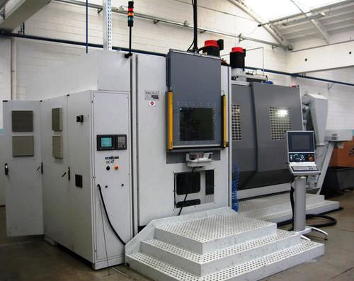CNC-Fräsmaschine / 3-Achsen - TSP 1 - Riello Macchine Transfer - vertikal / HSK-100-A / mit integriertem Palettenwechsler