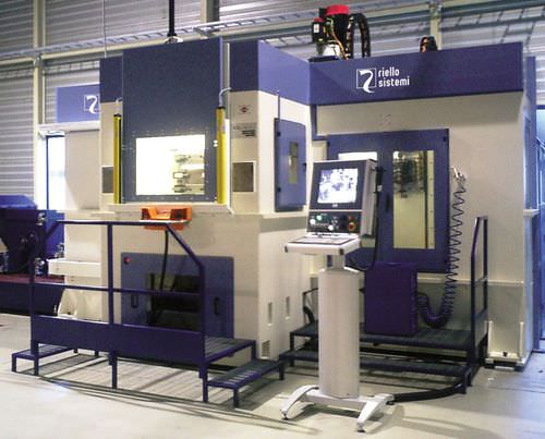 CNC-Fräsmaschine / 3-Achs - TSP 2 - Riello Macchine Transfer - vertikal / HSK-100 / mit automatischem Be- und Entladen