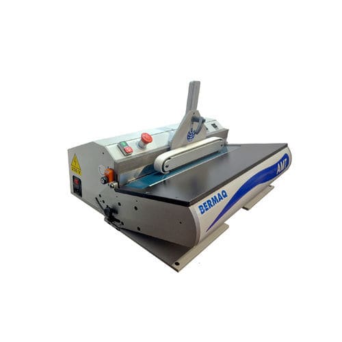 Kantenpoliermaschine - AMT - BERMAQ - für PMMA / Industrie / zur Endbearbeitung