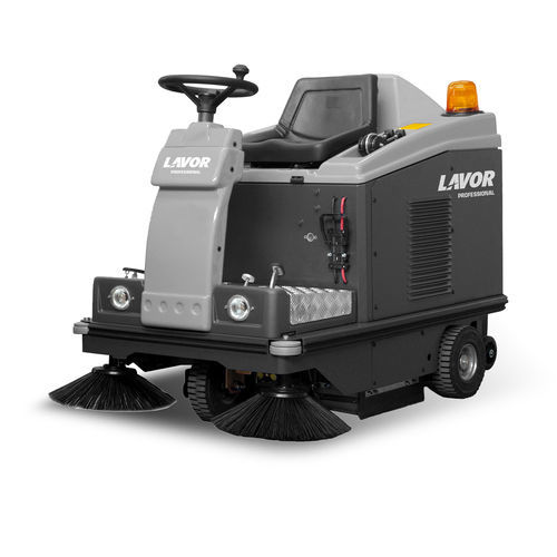 Aufsitzkehrmaschine - SWL R1000 ET - LAVOR - mit Batterie / für Außenbereich / Staub
